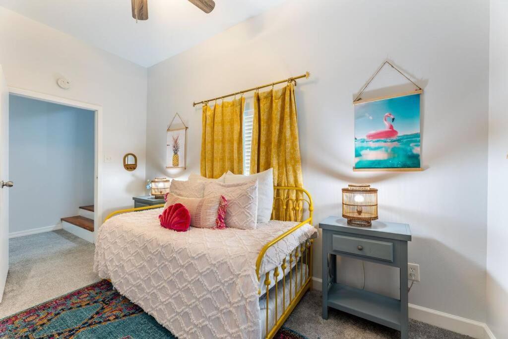 5/3 With A Heated Pool 2 Min From Beach, Updated Galveston Esterno foto