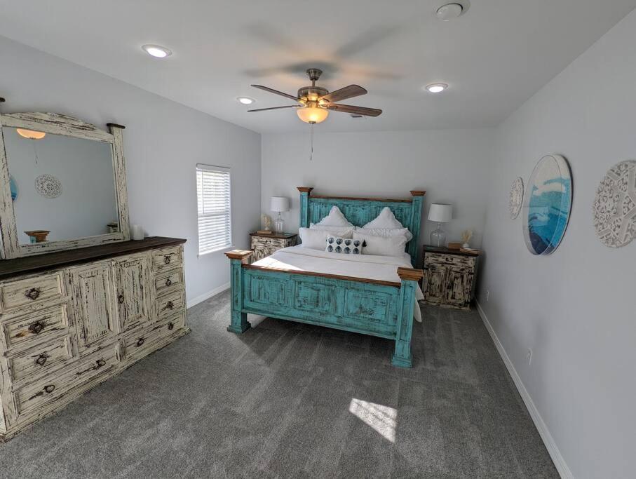 5/3 With A Heated Pool 2 Min From Beach, Updated Galveston Esterno foto